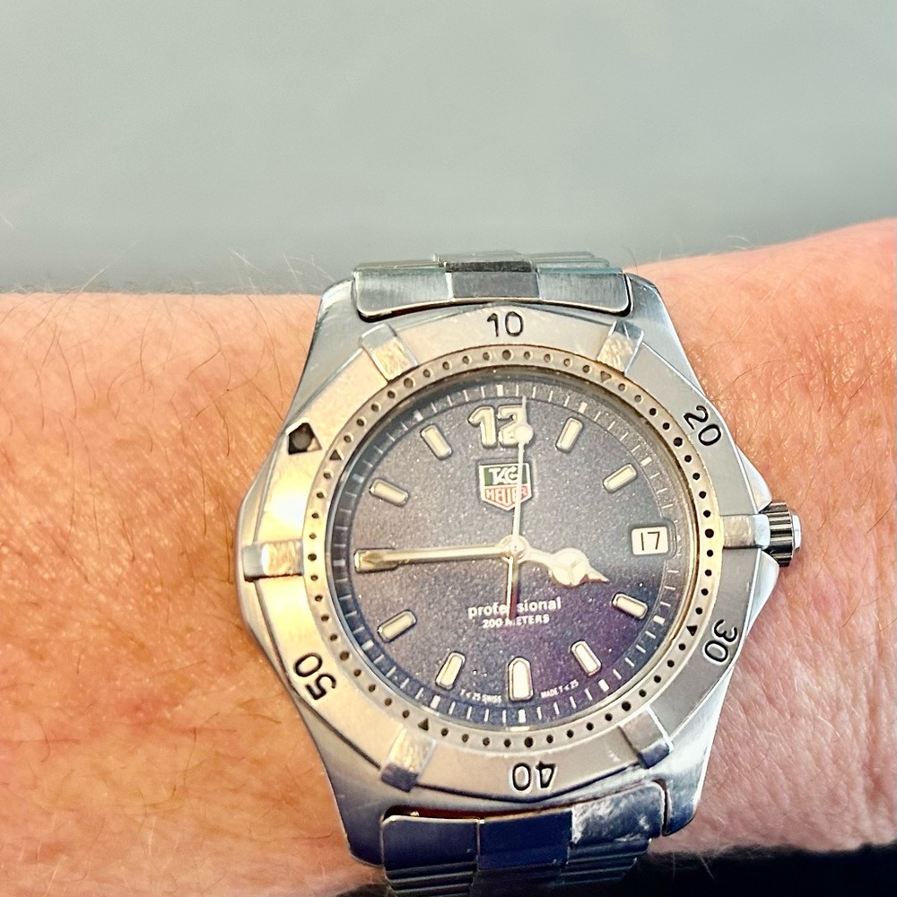Gorgeous Tag Heuer Watch Professional 200 stainless steel 7.5” water resistant - Picture 4 of 8